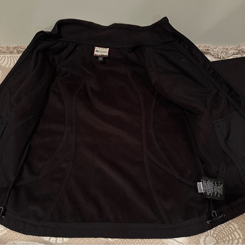 Double Diamond Jacket - Picture 12 of 12